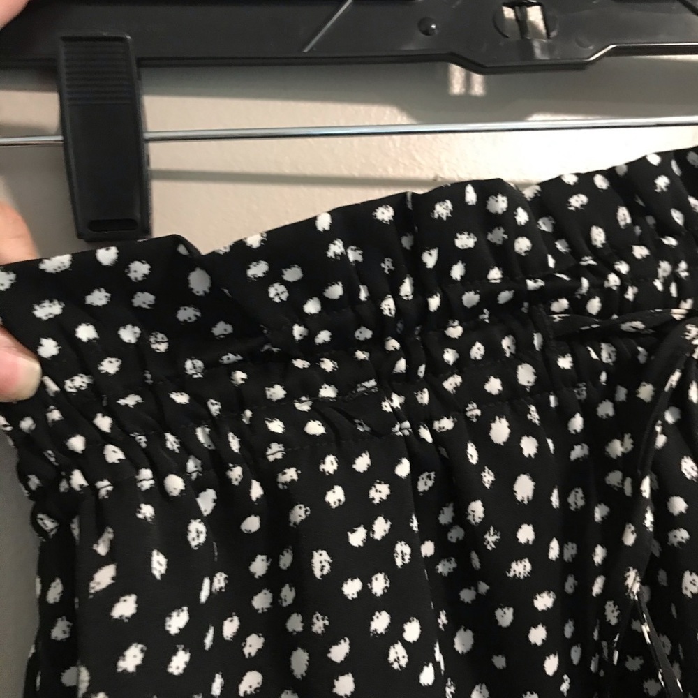 EUC Bodysuit And Tie Waist Shorts Set 2-Piece Outfit Black & White Size Small - Picture 11 of 12